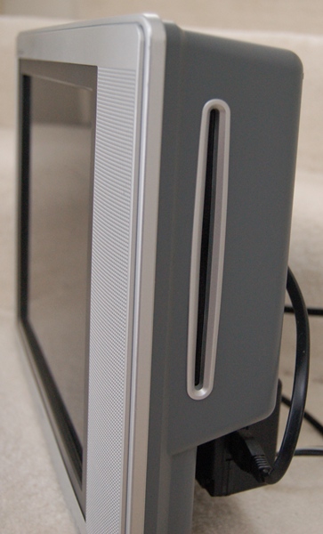 Toshiba 14" LCD TV/DVD Combination