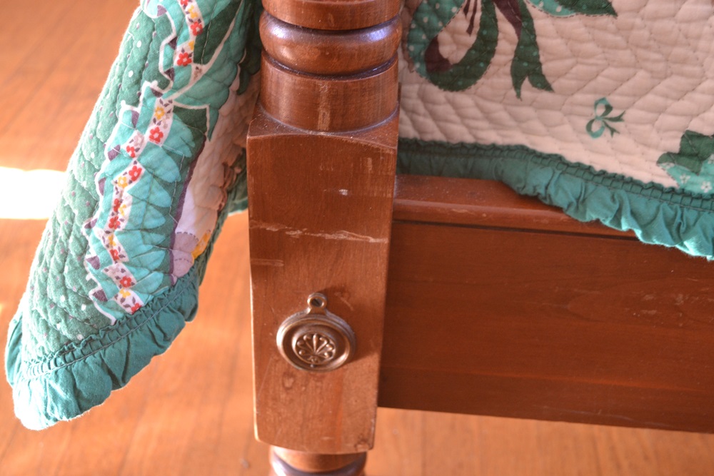 Vintage Twin Size Cannon Ball Bed