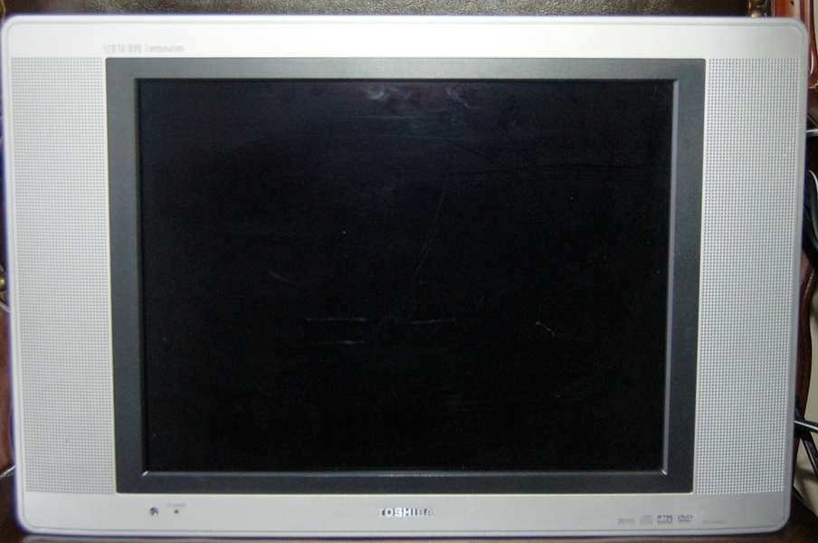 Toshiba 14" LCD TV/DVD Combination