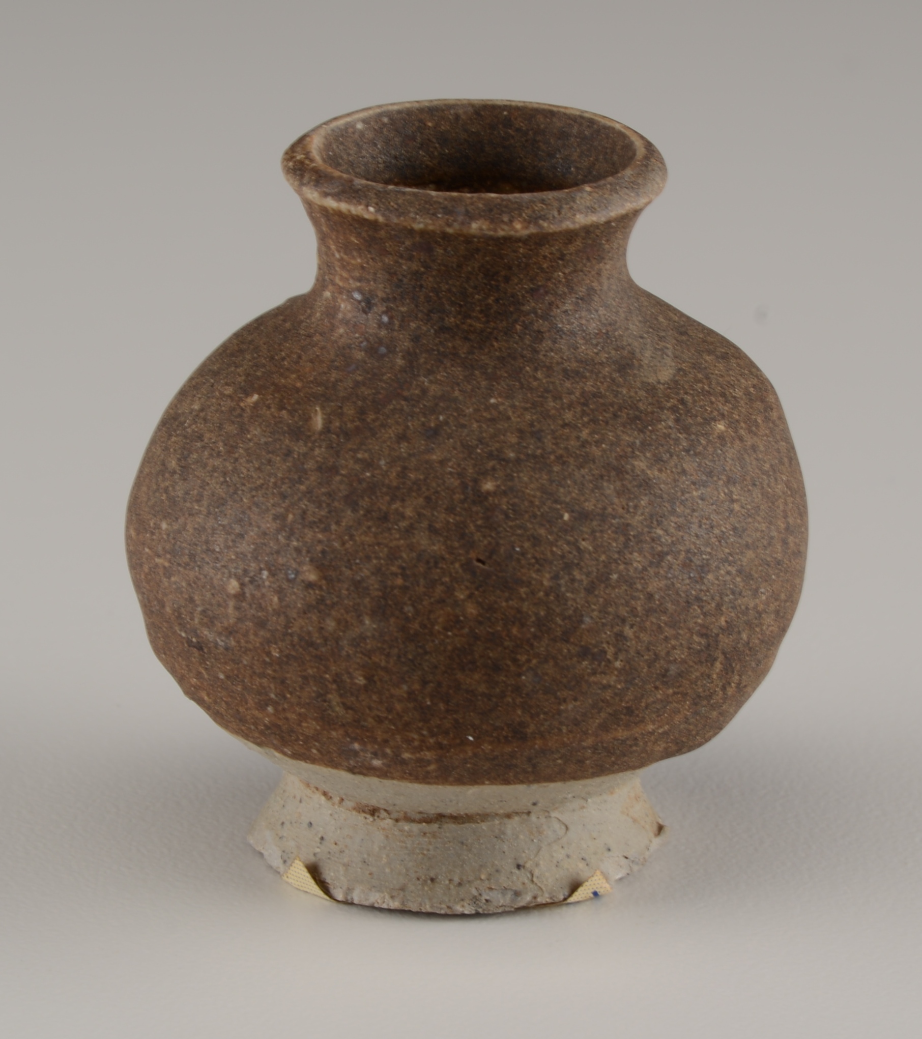 Selection of Five Reproduction Pottery Items From National Museum Philippines