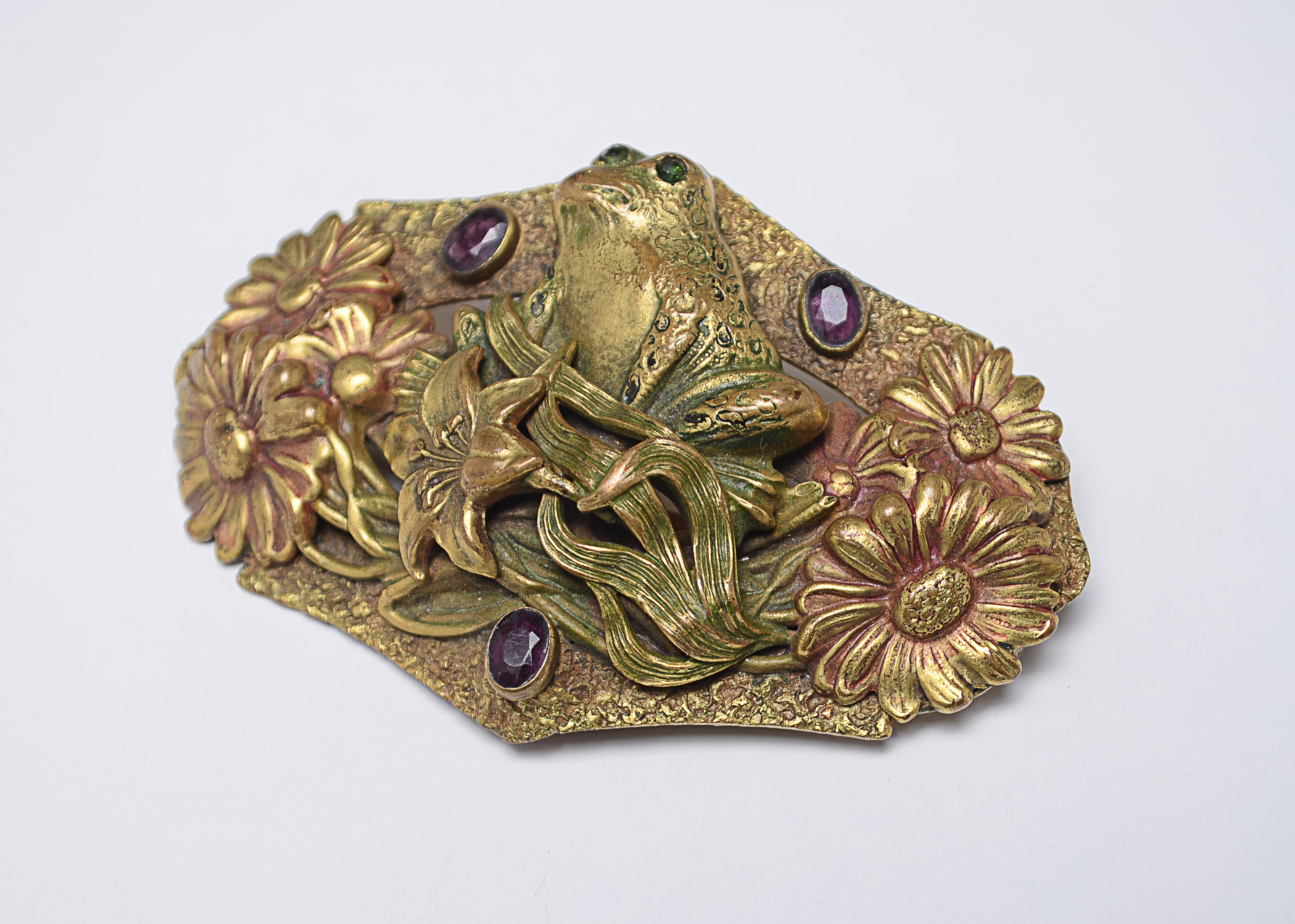 Vintage Art Nouveau Brooch Featuring a Frog on a Lily Pad