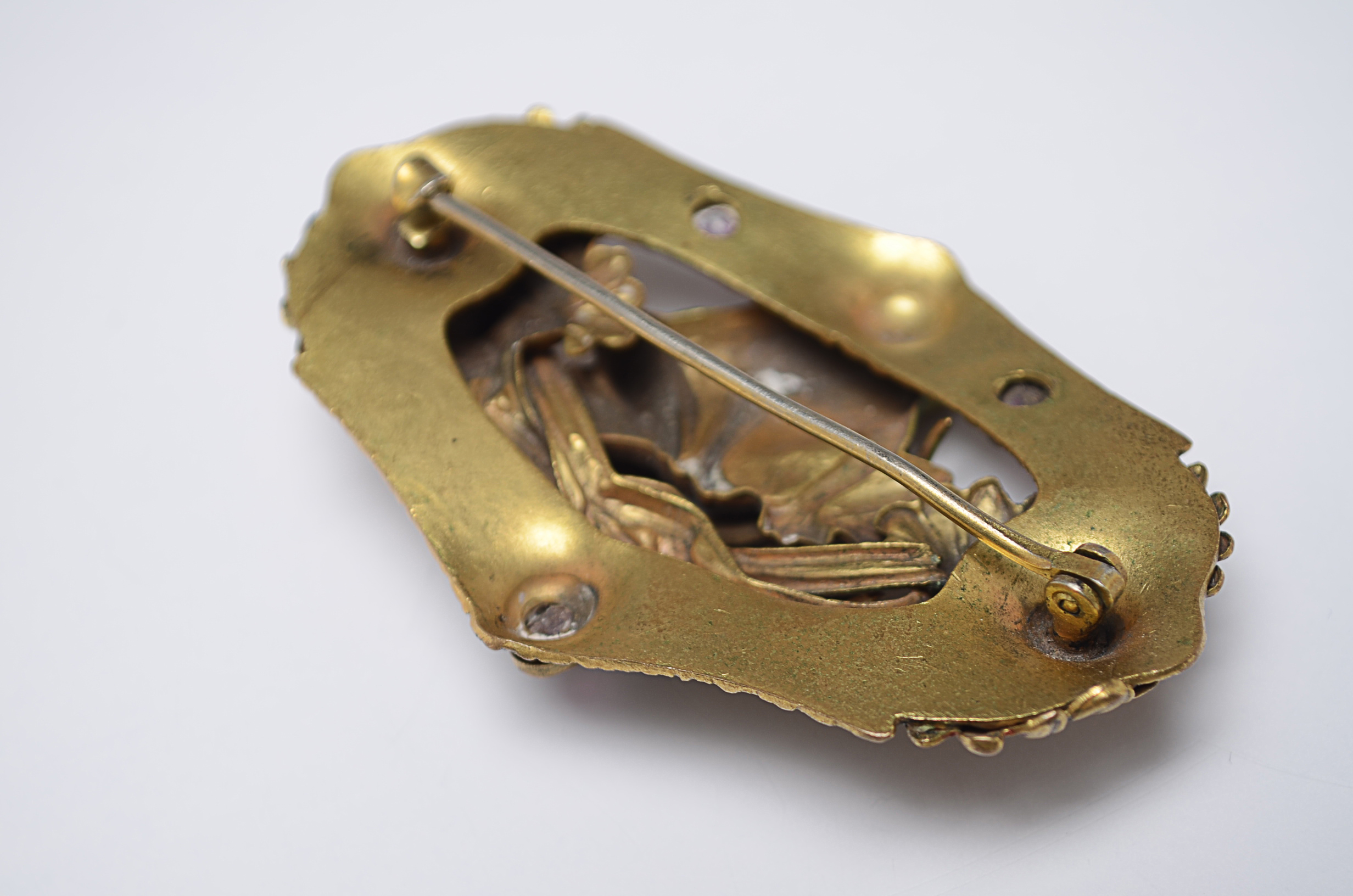 Vintage Art Nouveau Brooch Featuring a Frog on a Lily Pad