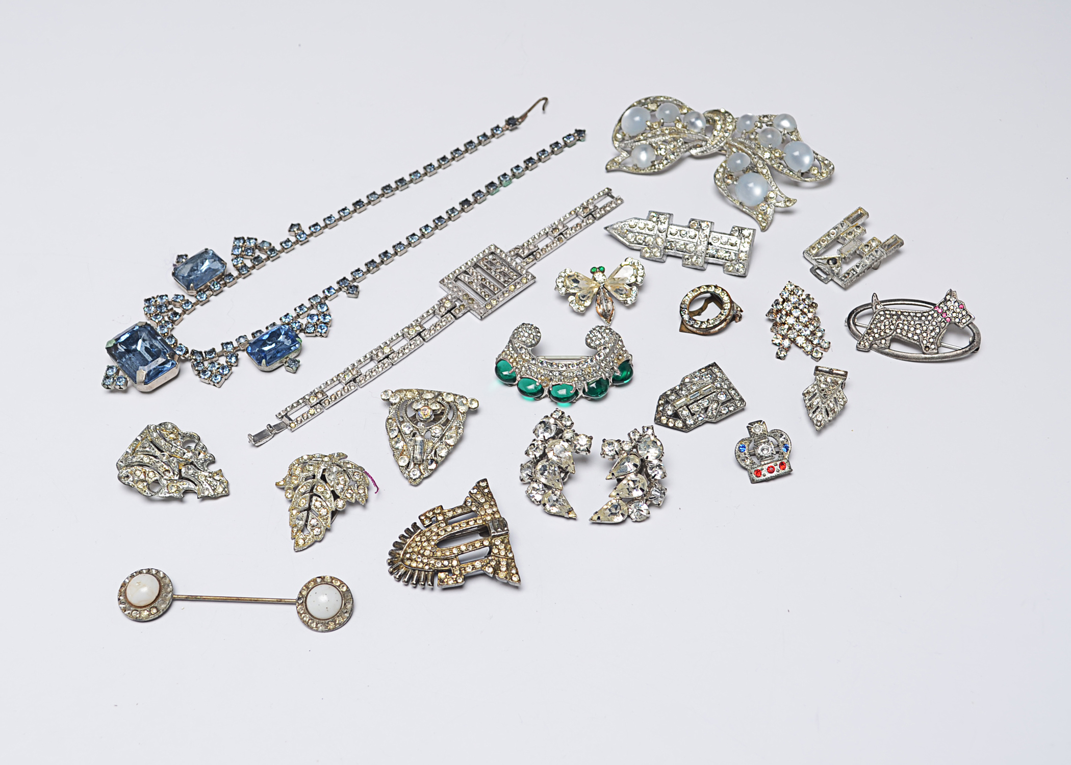 Assortment of Vintage Rhinestone Jewelry Items