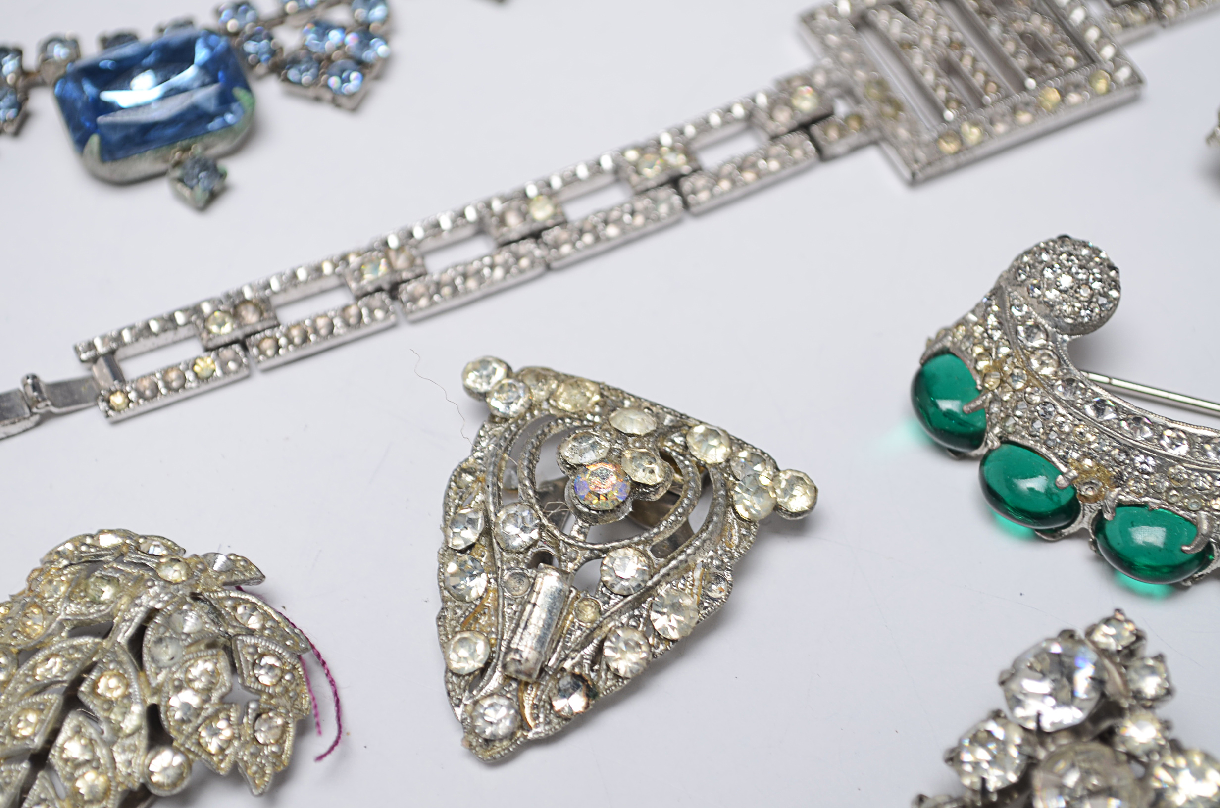 Assortment of Vintage Rhinestone Jewelry Items