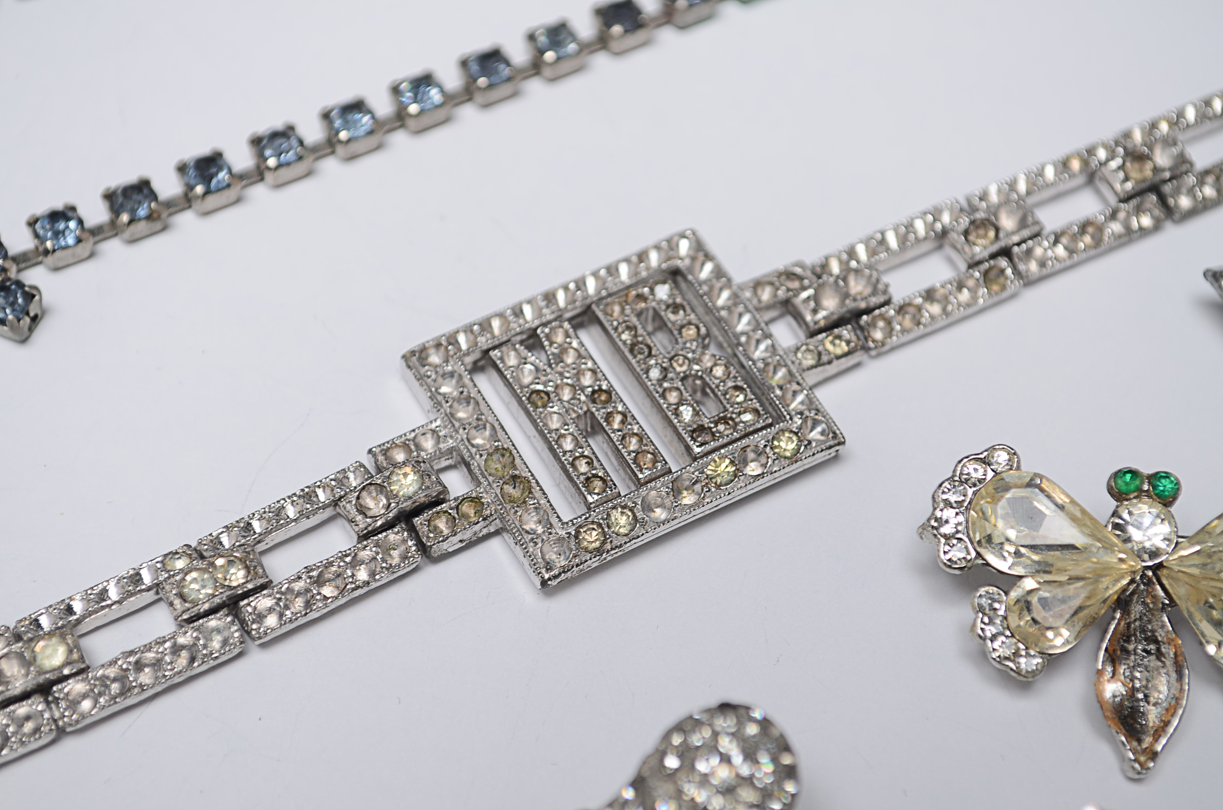 Assortment of Vintage Rhinestone Jewelry Items