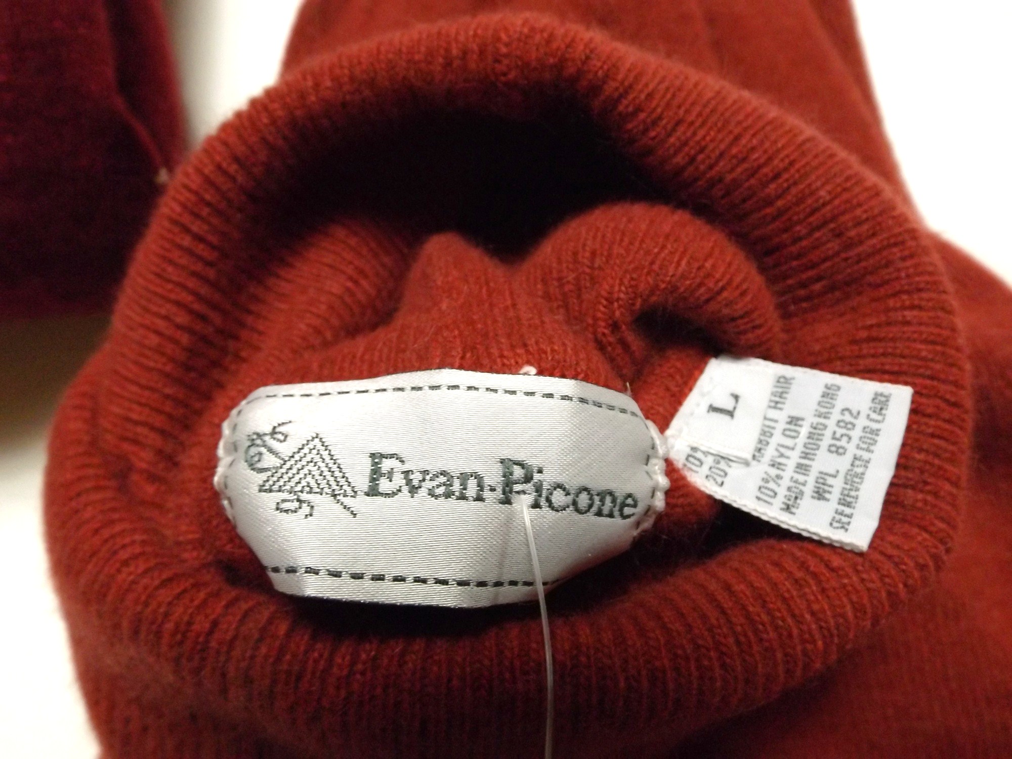 Cashmere, Lambswool Sweaters