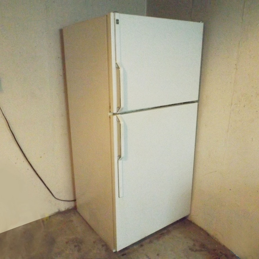 GE No Frost Refrigerator/Freezer