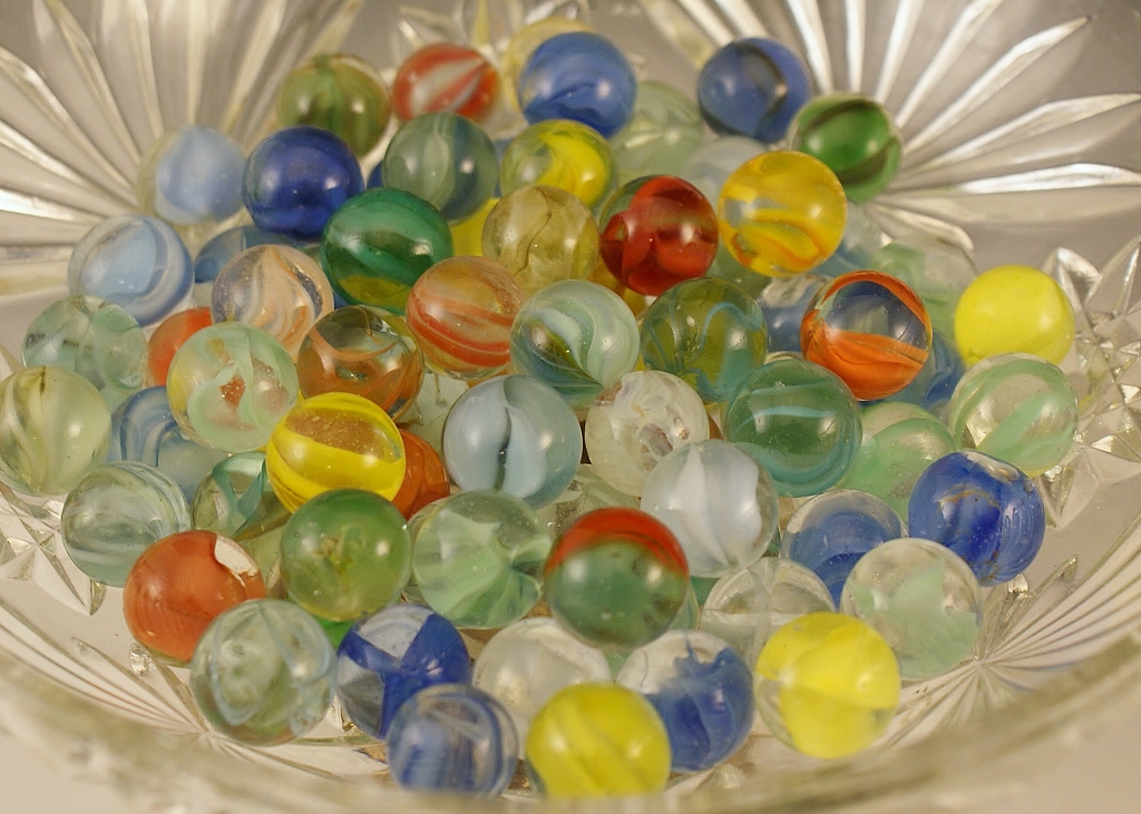 80 Vintage Clear Ribbon Marbles