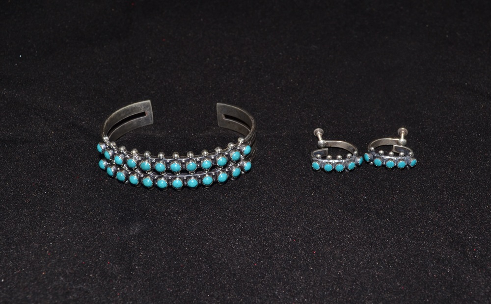 Southwestern Style Bracelet And Earrings
