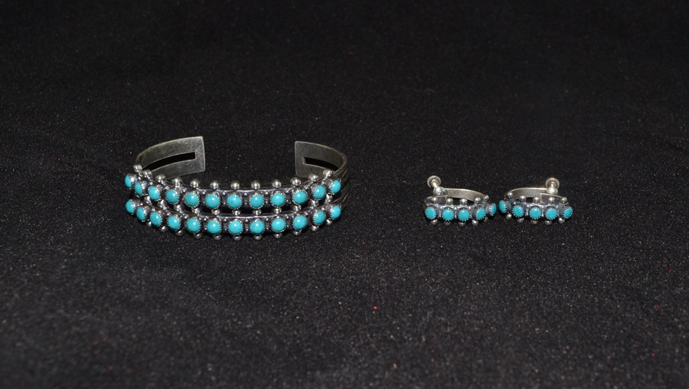 Southwestern Style Bracelet And Earrings