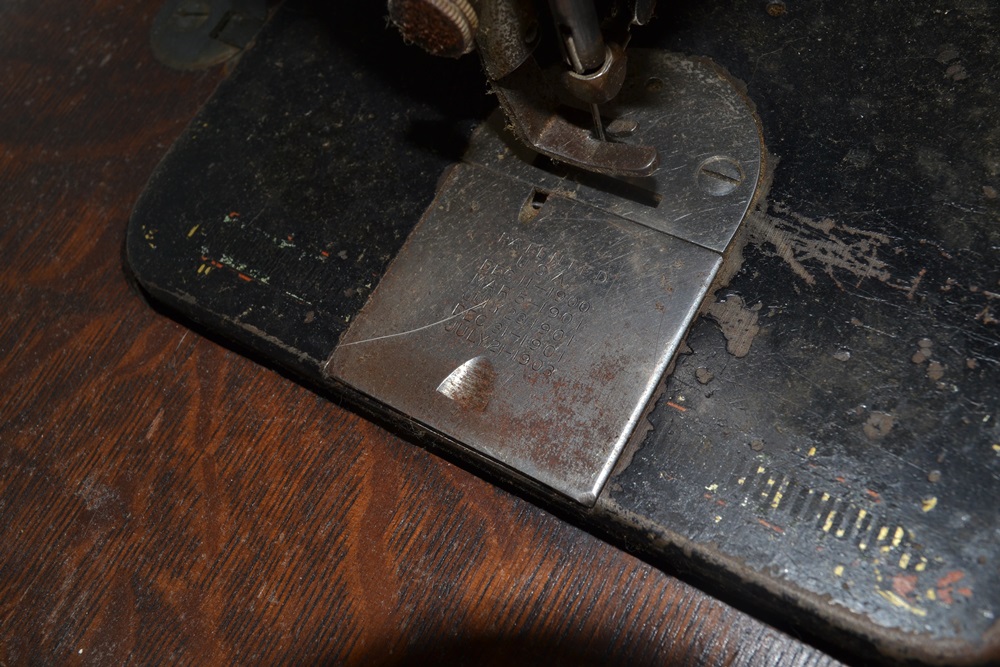 Singer Treadle Sewing Machine