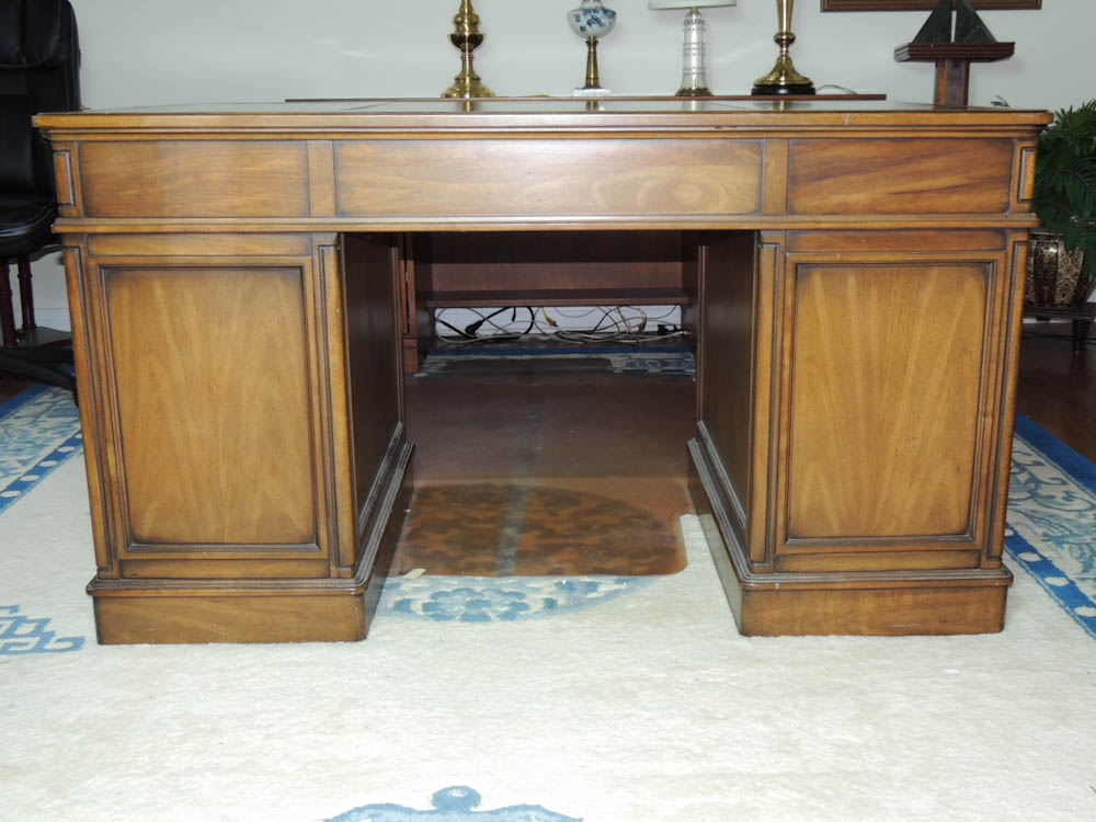 Sligh Lowry Leather Top Desk