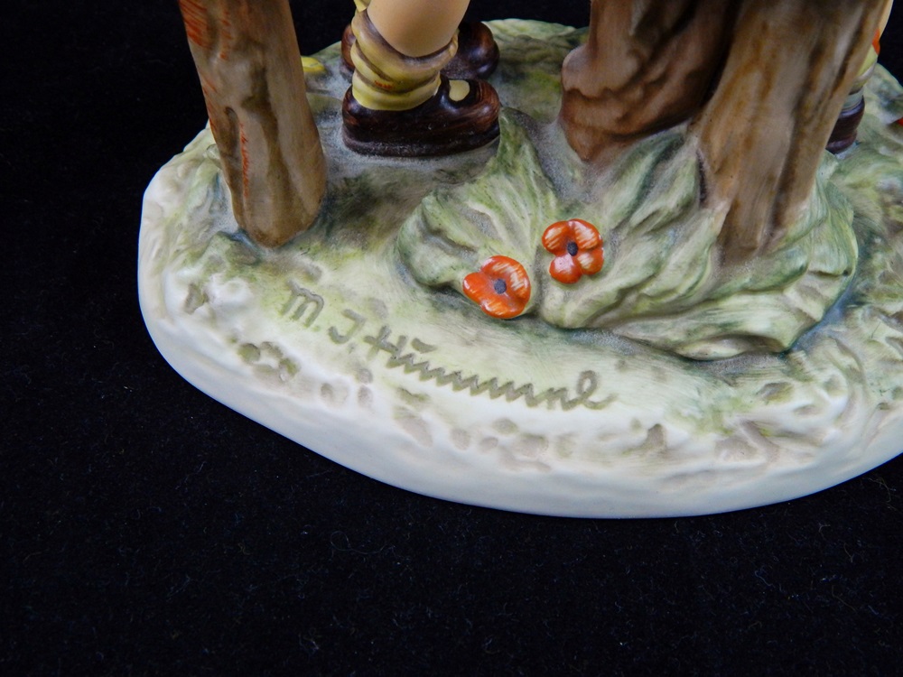 Hummel Welcome Spring 