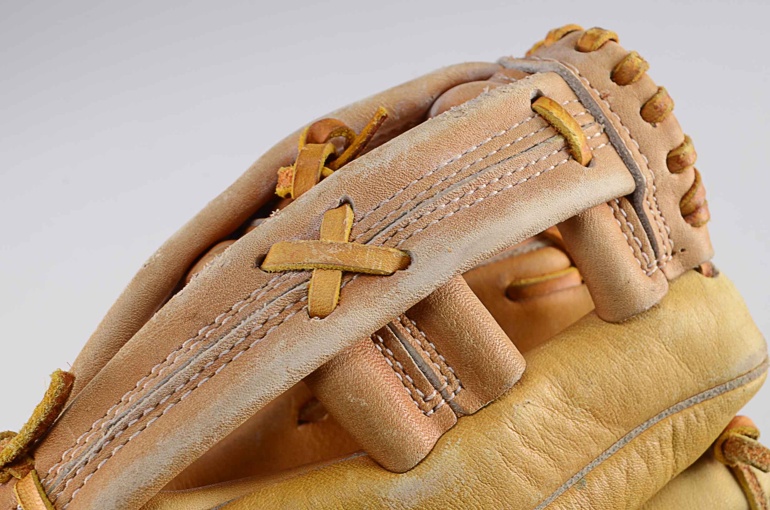 Vintage MacGregor Joe Morgan Autograph Model Leather Baseball Mitt