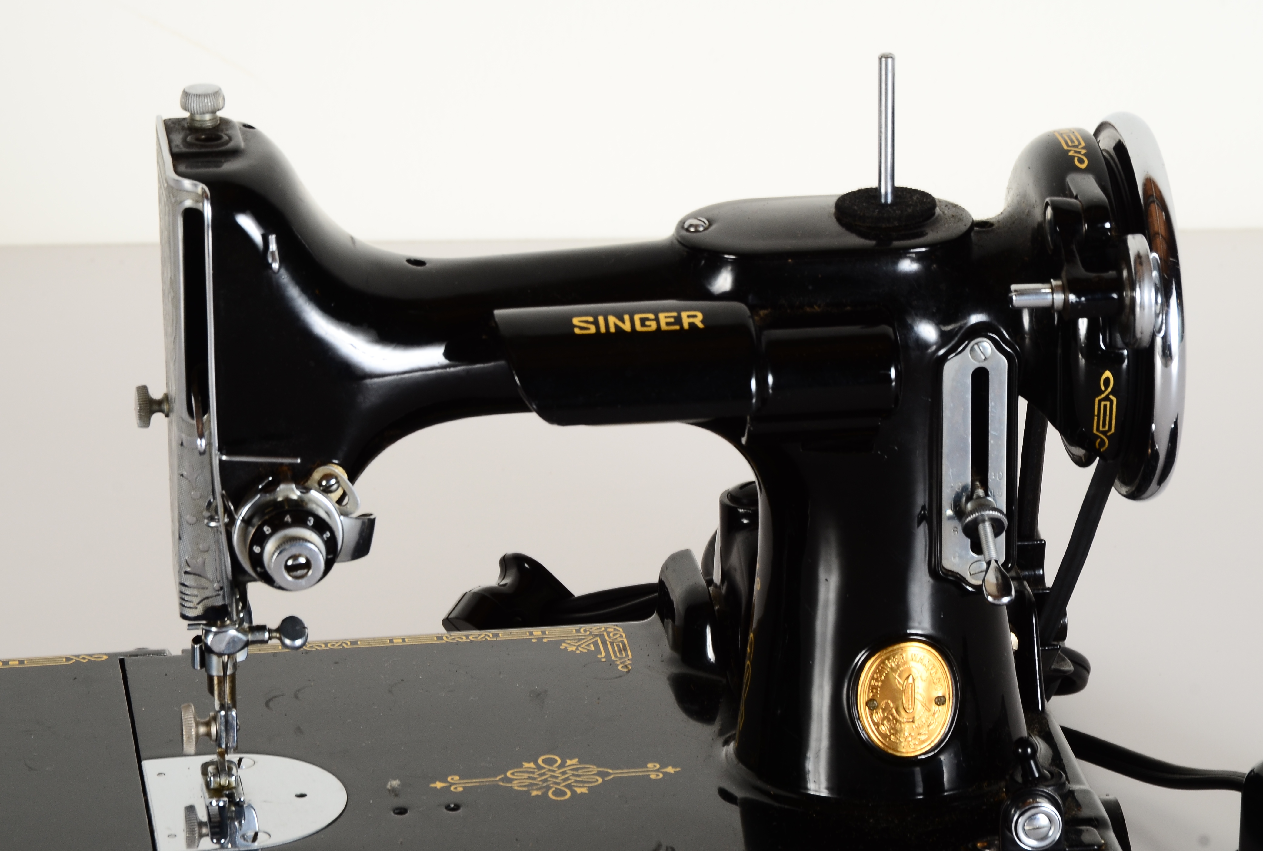 Circa 1938 Singer Featherweight Sewing Machine and Case