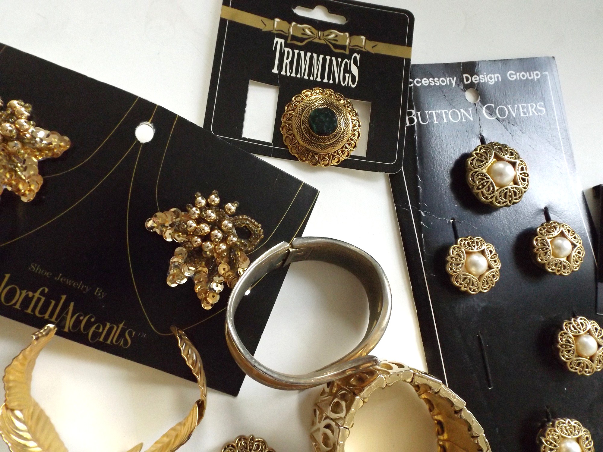 Goldtone Coin, Cat, Wire Jewelry and Accessories