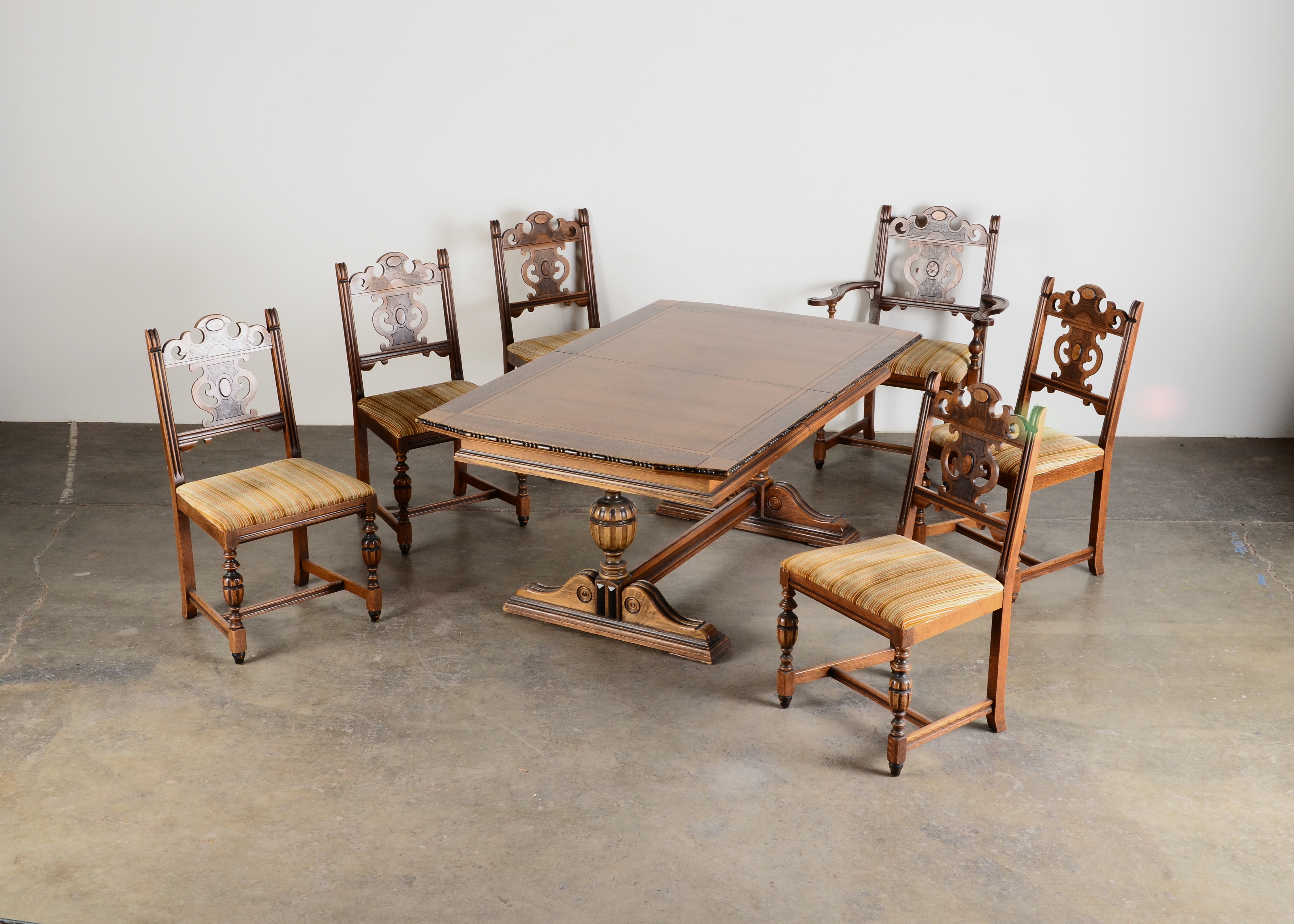 Berkey & Gay Dining Room Table and Chairs Everything But The House