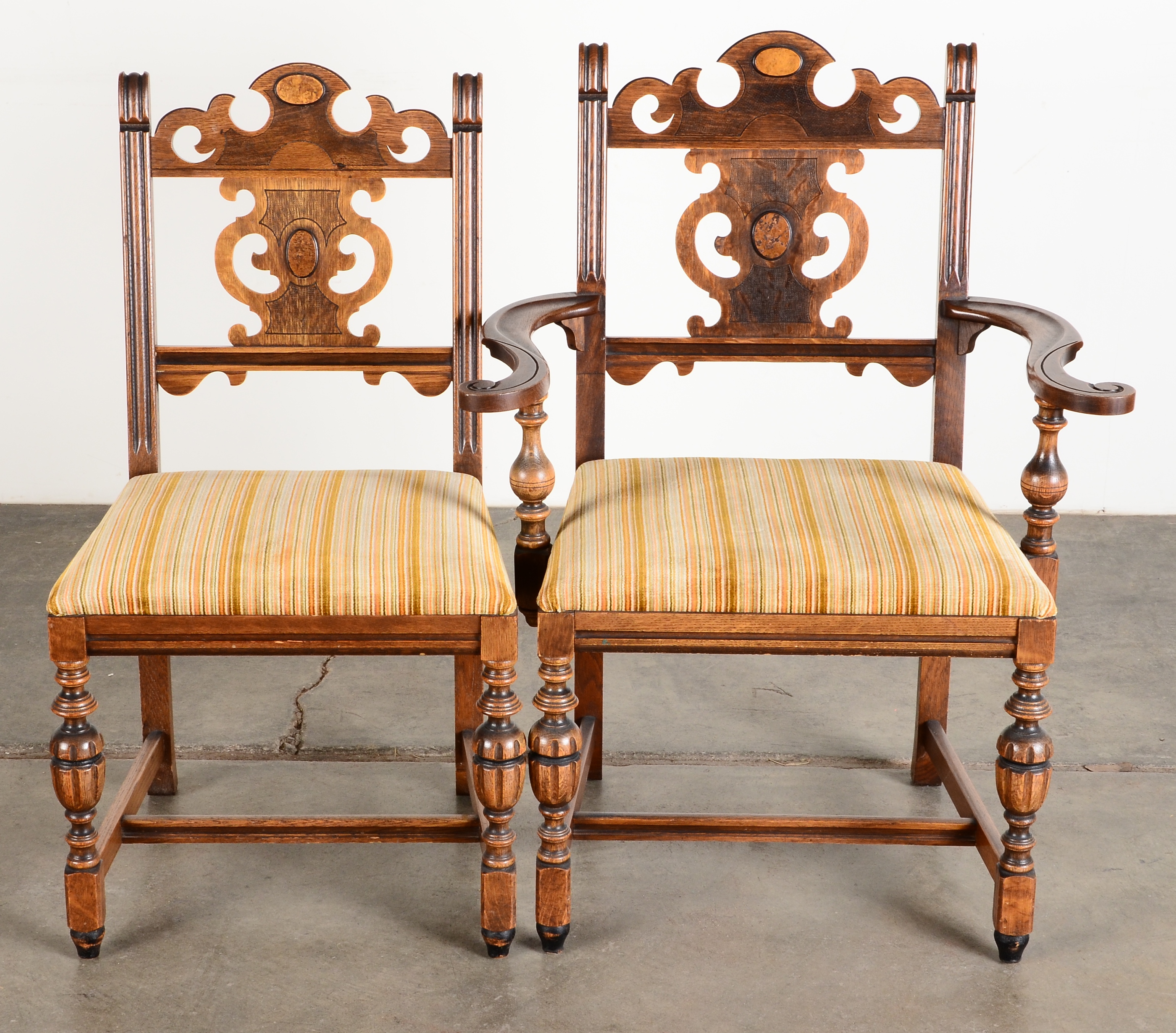 Berkey & Gay Dining Room Table and Chairs