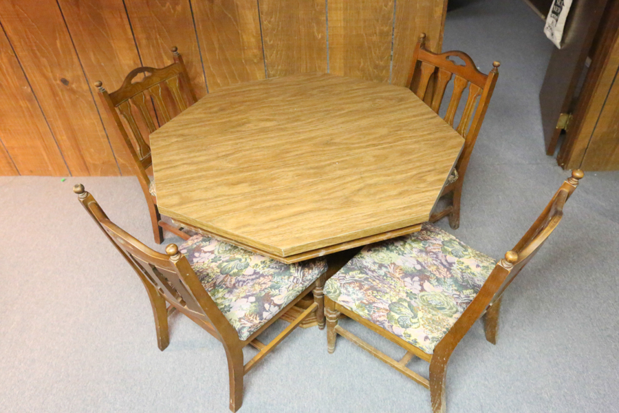 Vintage Dinette Table and Chairs