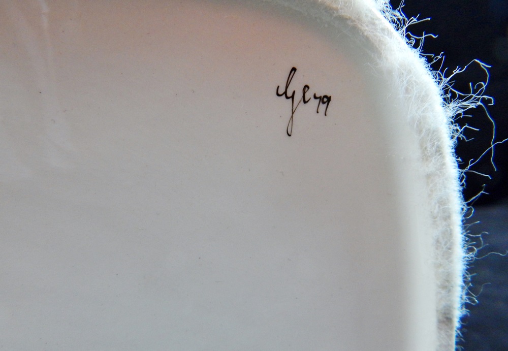 Hummel Lullaby Candle Holder in 2 Sizes