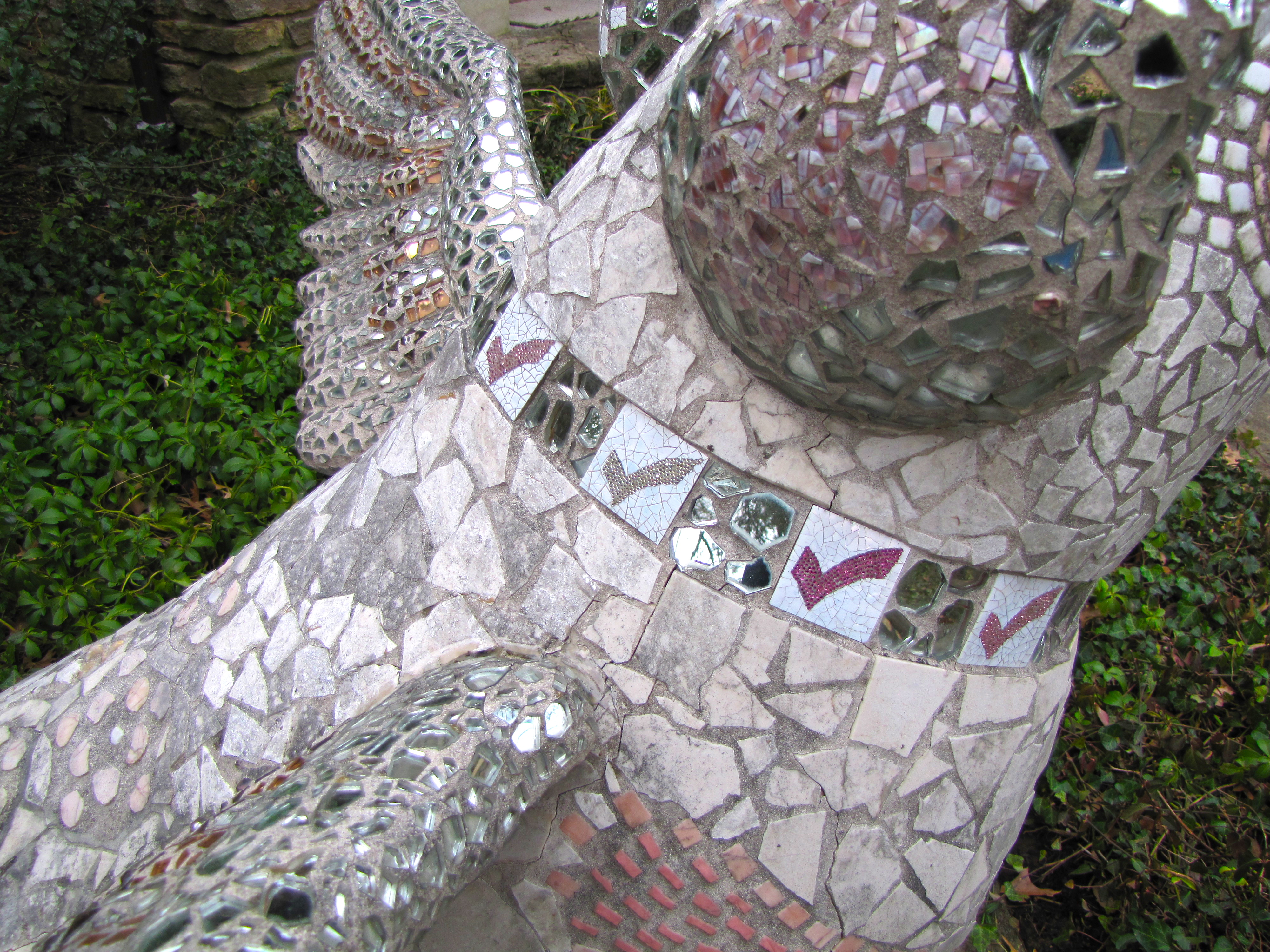 Cincinnati’s 2000 Big Pig Gig Featured "Pig Of Possibilities” Statue