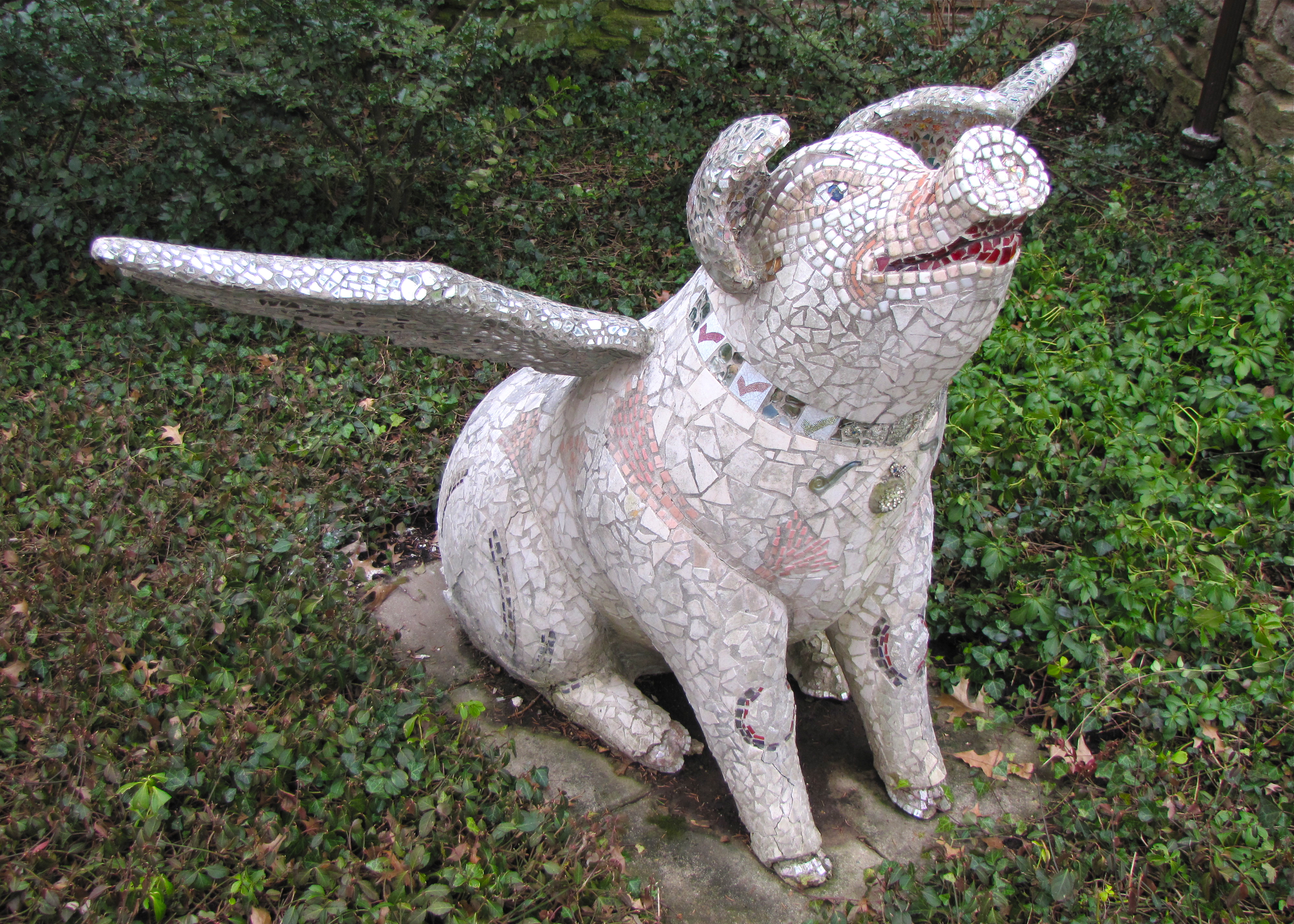 Cincinnati’s 2000 Big Pig Gig Featured "Pig Of Possibilities” Statue