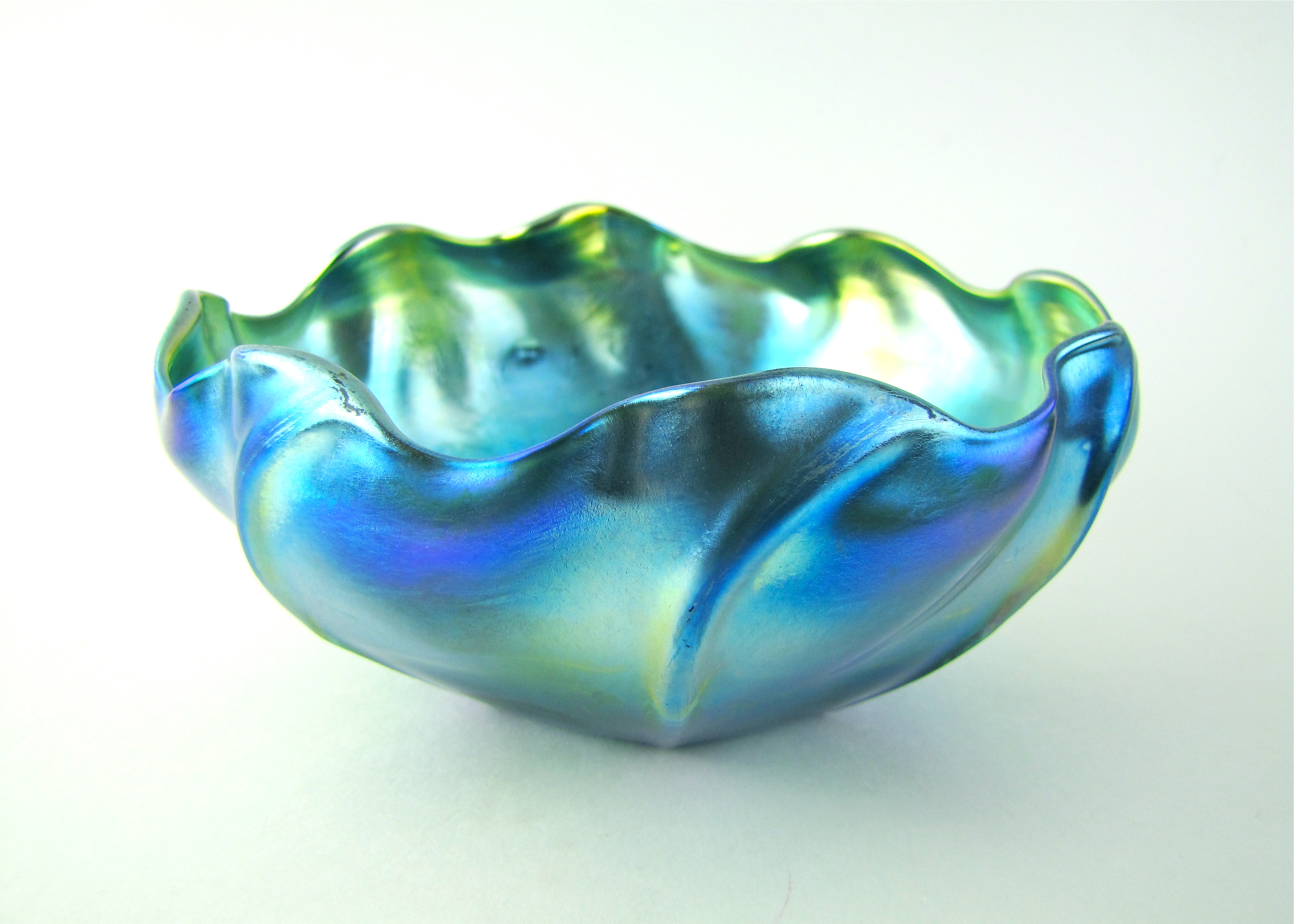 Very Rare Tiffany Favrile Glass Bowl Signed L.C.T.