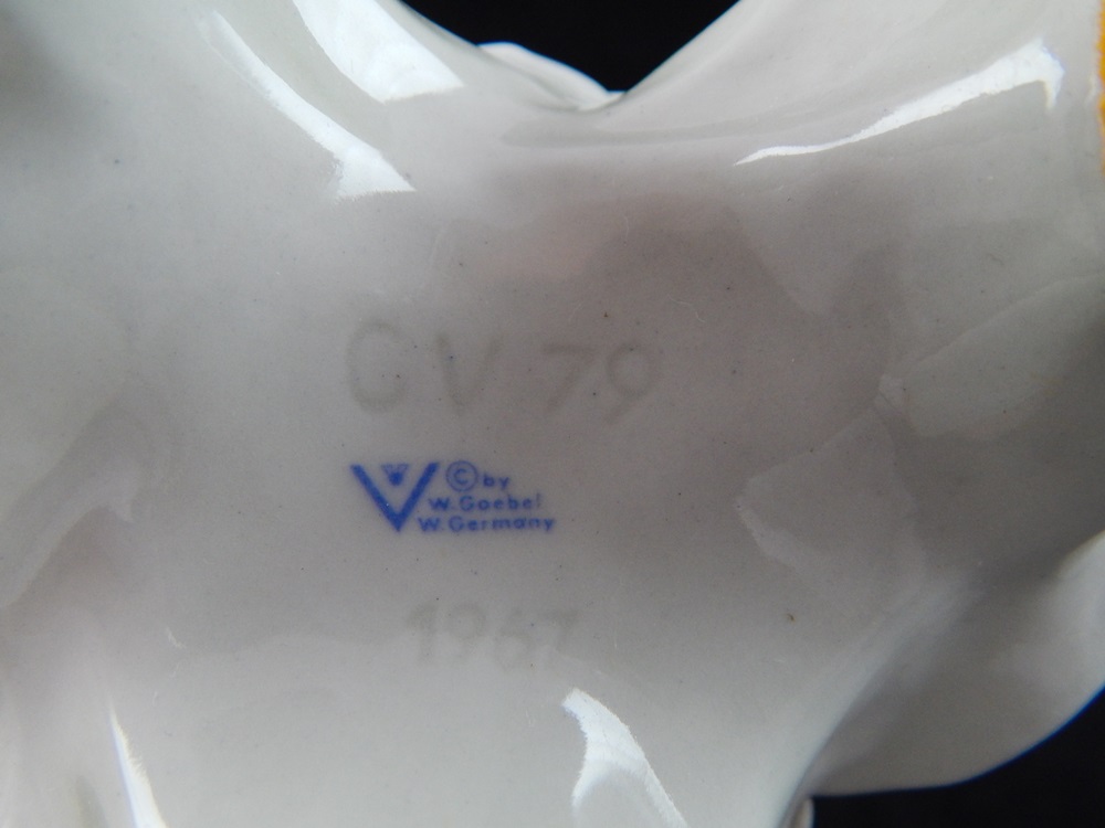 Vintage Goebel Large Parrot II