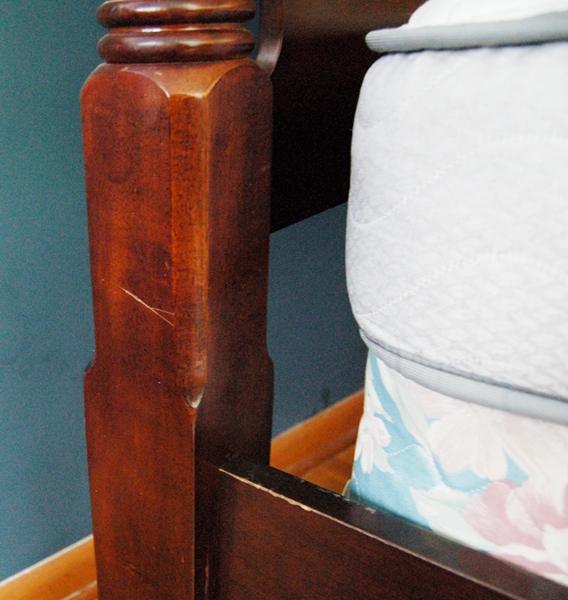 Chippendale Style Four Poster Queen Bed