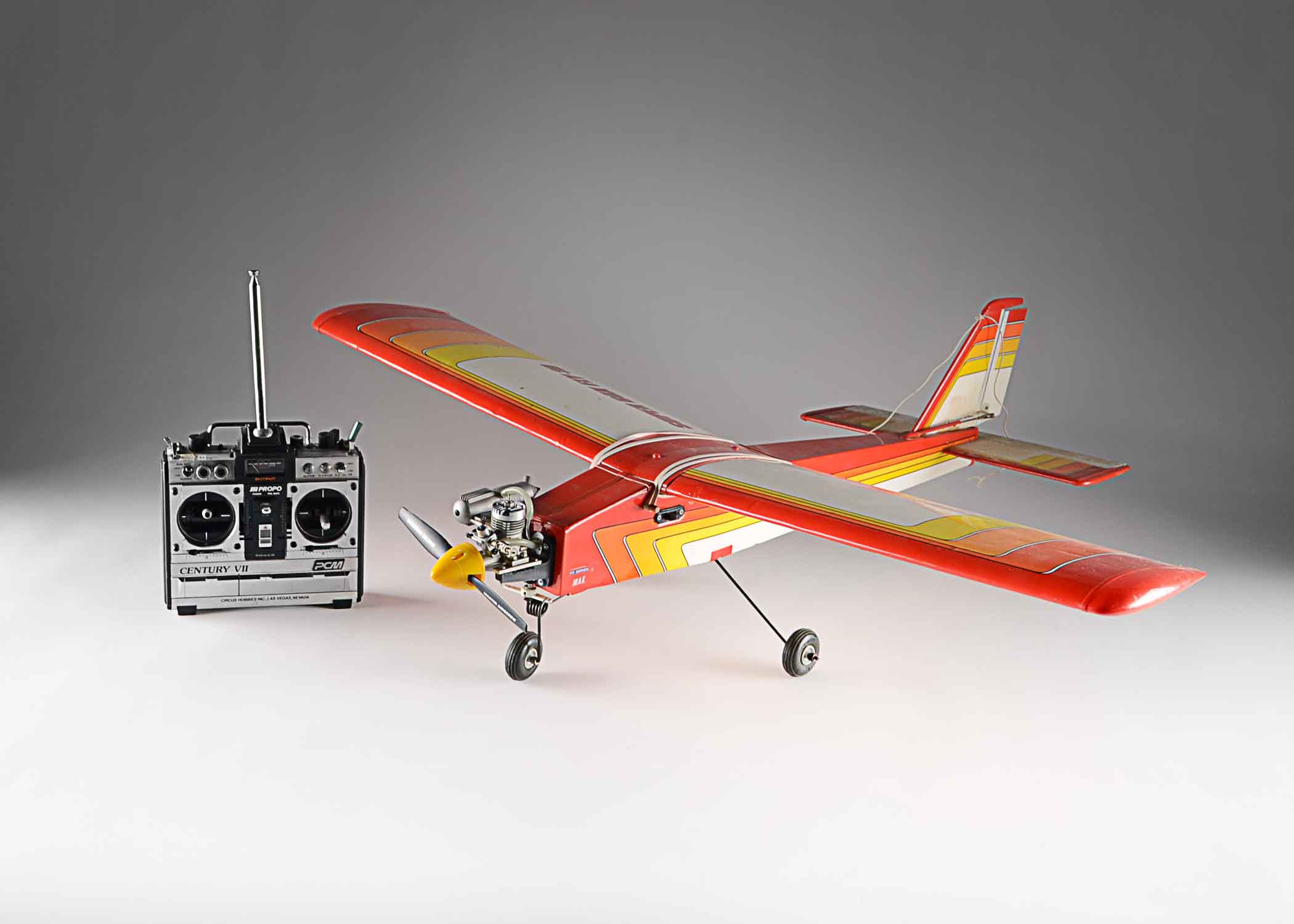 Super Box Fly-10 Radio Control Model Airplane