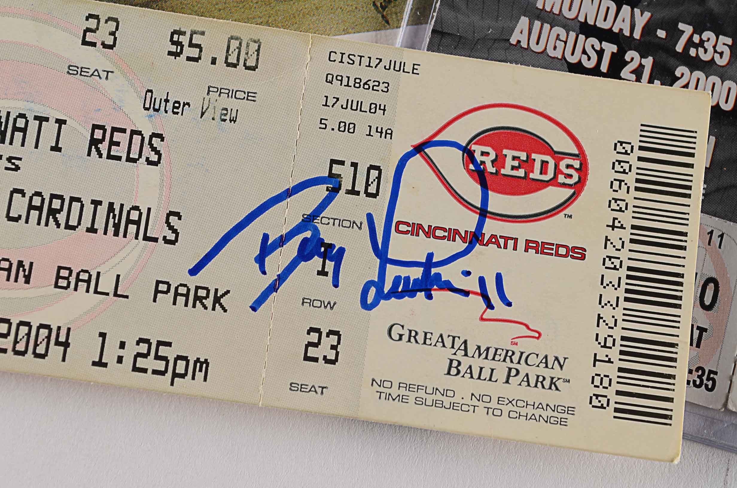 (HOF) Barry Larkin Cincinnati Reds Ticket Stub Collection Plus A Bonus!
