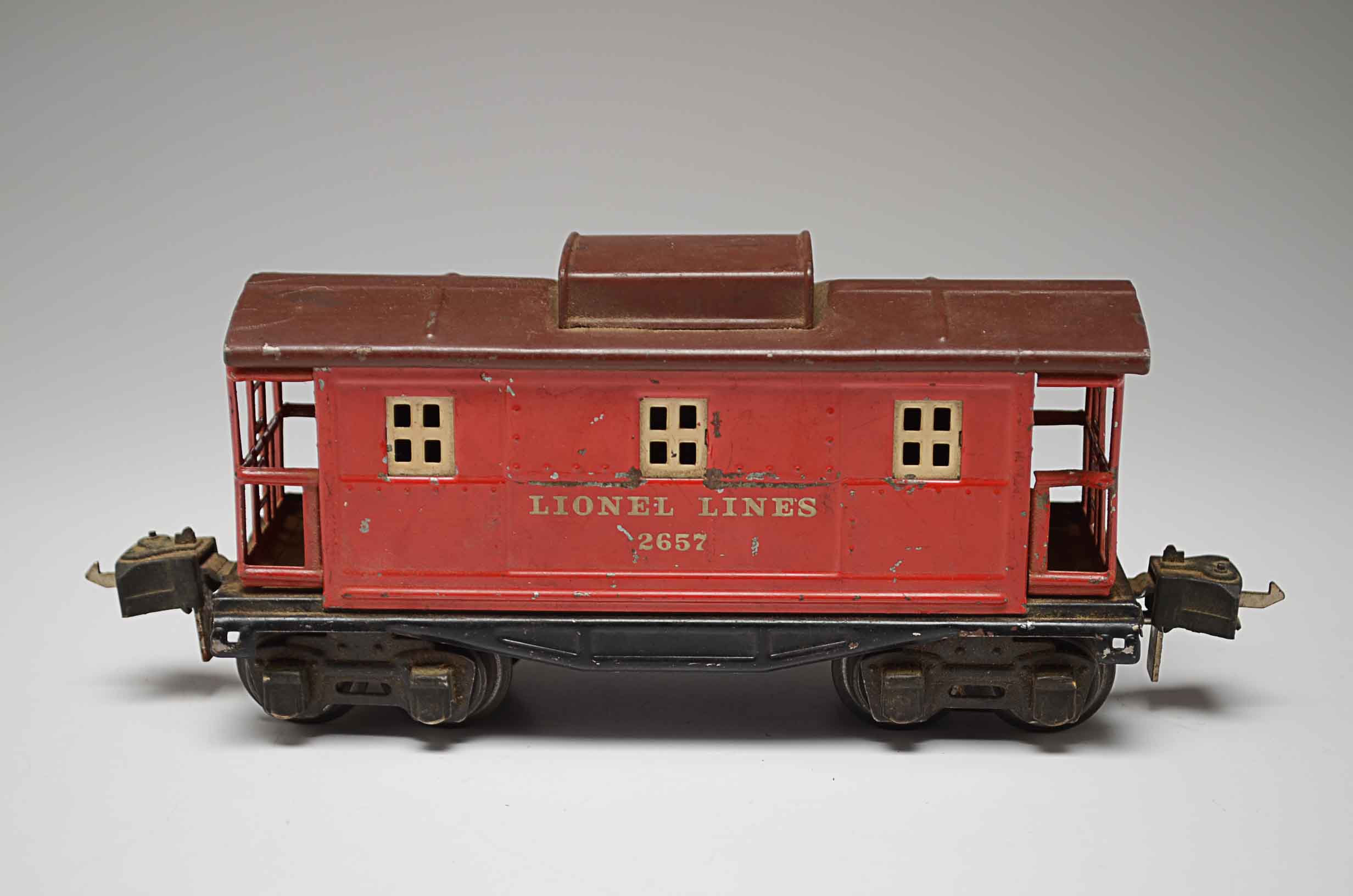 Vintage Pre-War Lionel Train Cars