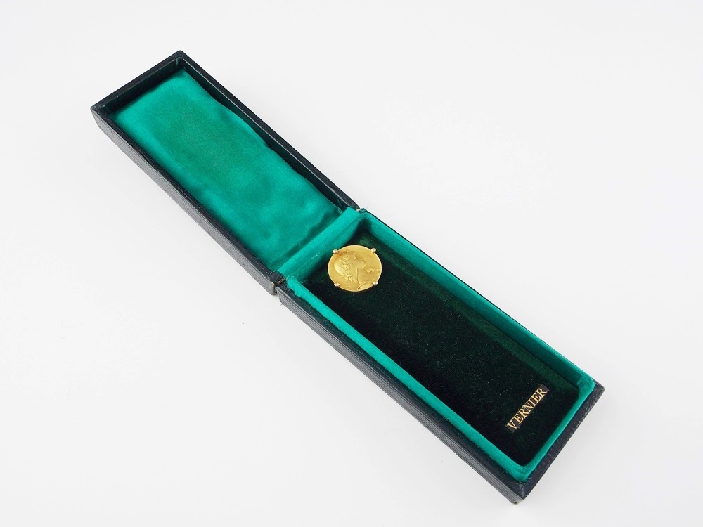 A Rare French Art Nouveau Stick Pin by Emile Vernier in 18k Yellow Gold