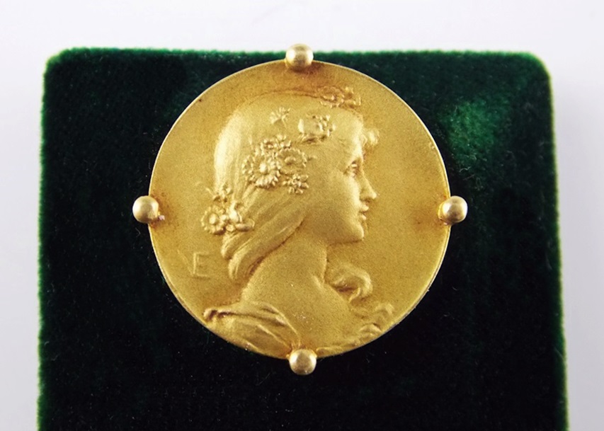 A Rare French Art Nouveau Stick Pin by Emile Vernier in 18k Yellow Gold