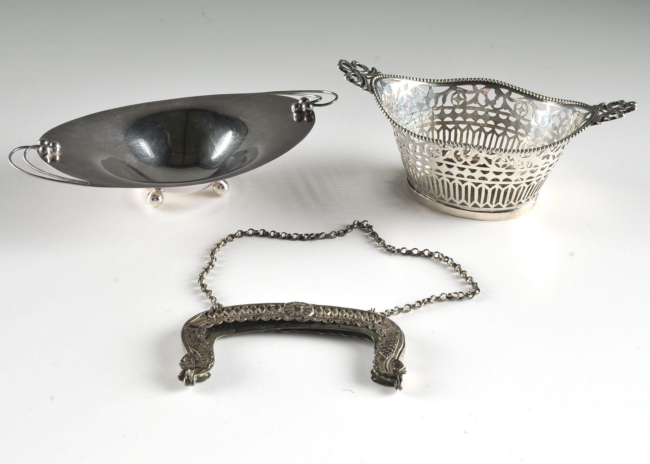 Assorted Silver-plate and Silver (800)