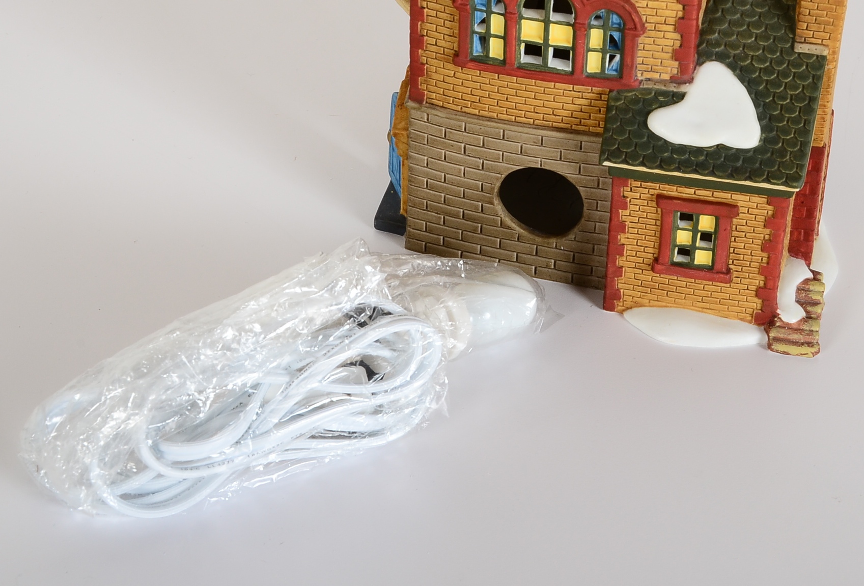 Heritage Village Collection, Dickens Village Series, Manchester Square