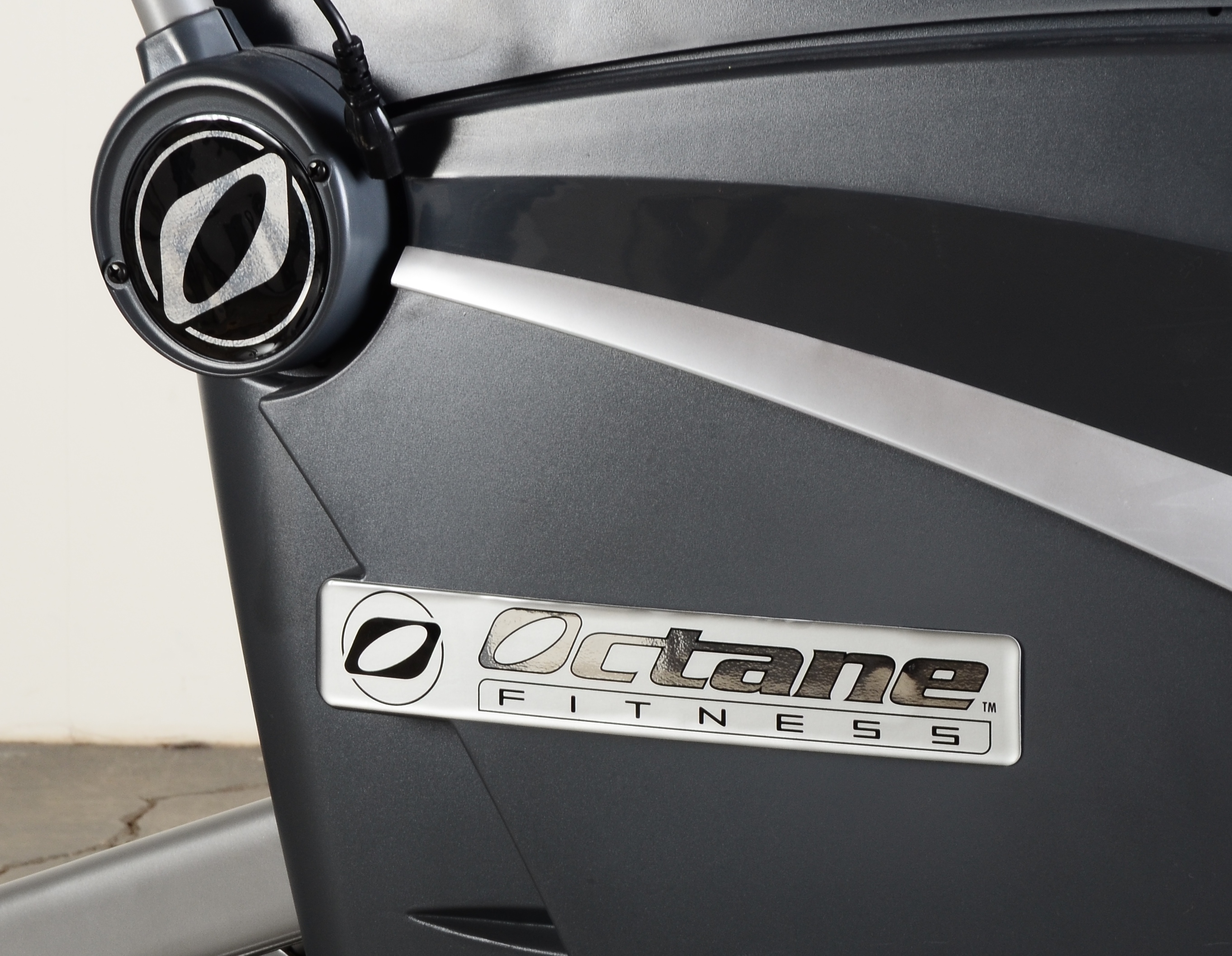Octane Fitness Q45e Elliptical Cross Trainer