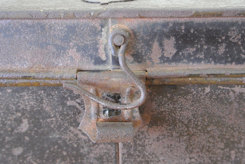 US Navy Officer's Bicorn Hat and Epauletts 1898