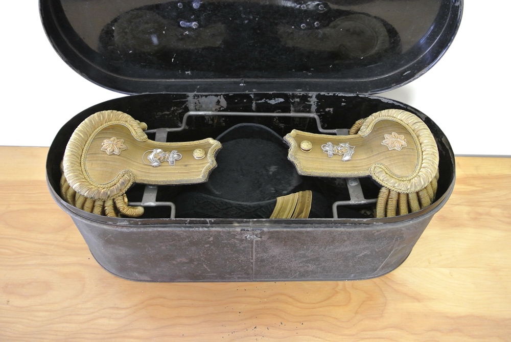 US Navy Officer's Bicorn Hat and Epauletts 1898