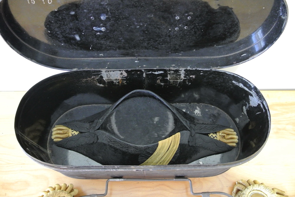 US Navy Officer's Bicorn Hat and Epauletts 1898