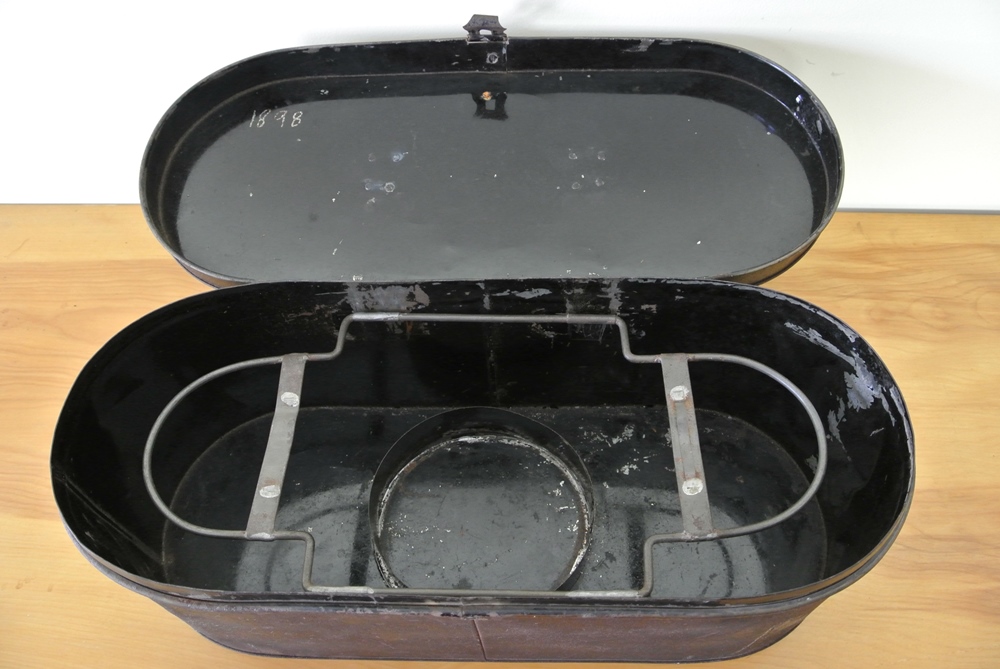 US Navy Officer's Bicorn Hat and Epauletts 1898