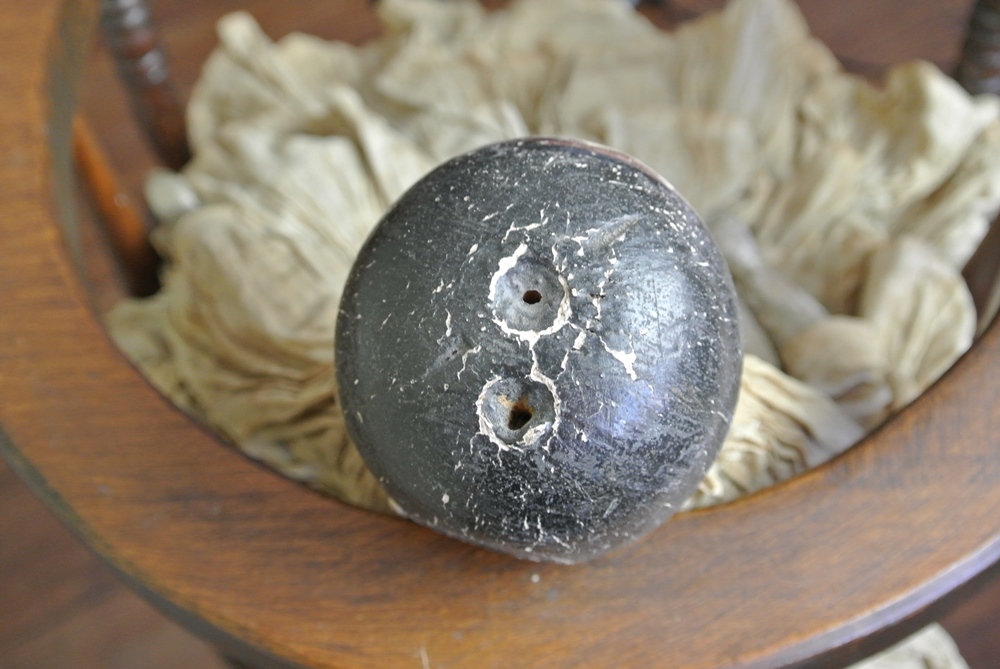 Large 1800s Penny Wooden Doll