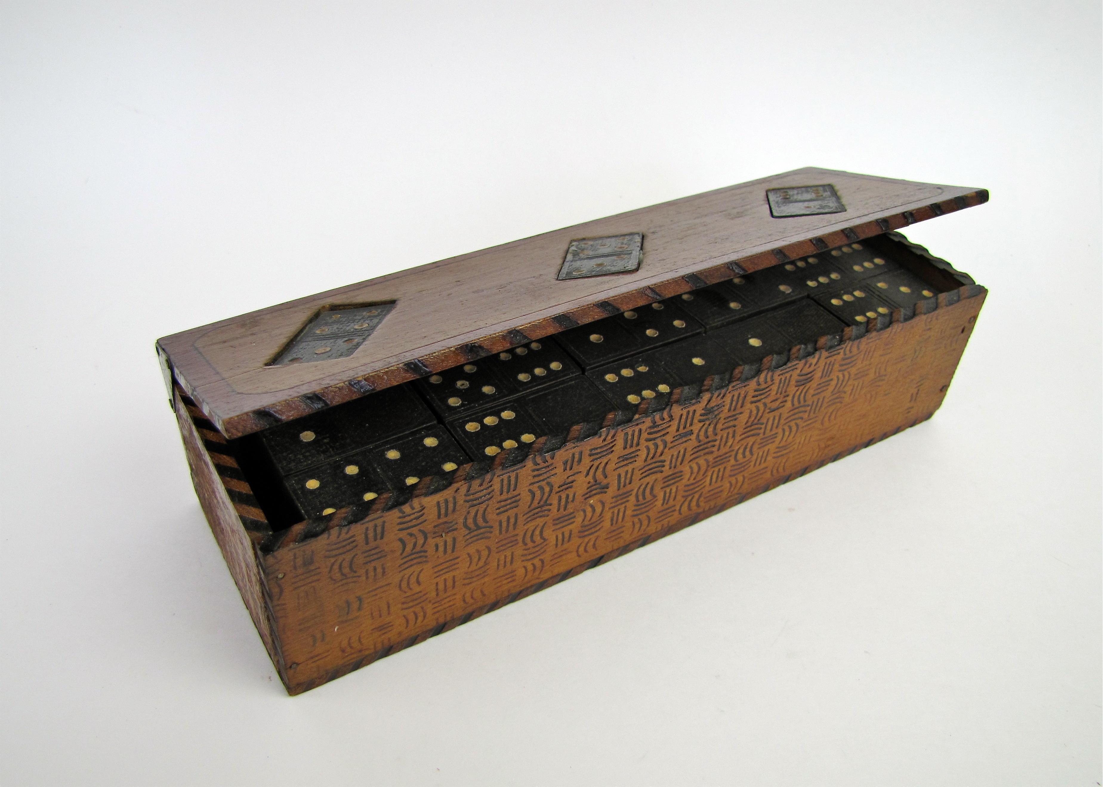 Art Deco Statue Of Liberty Wooden Dominoes Box Set