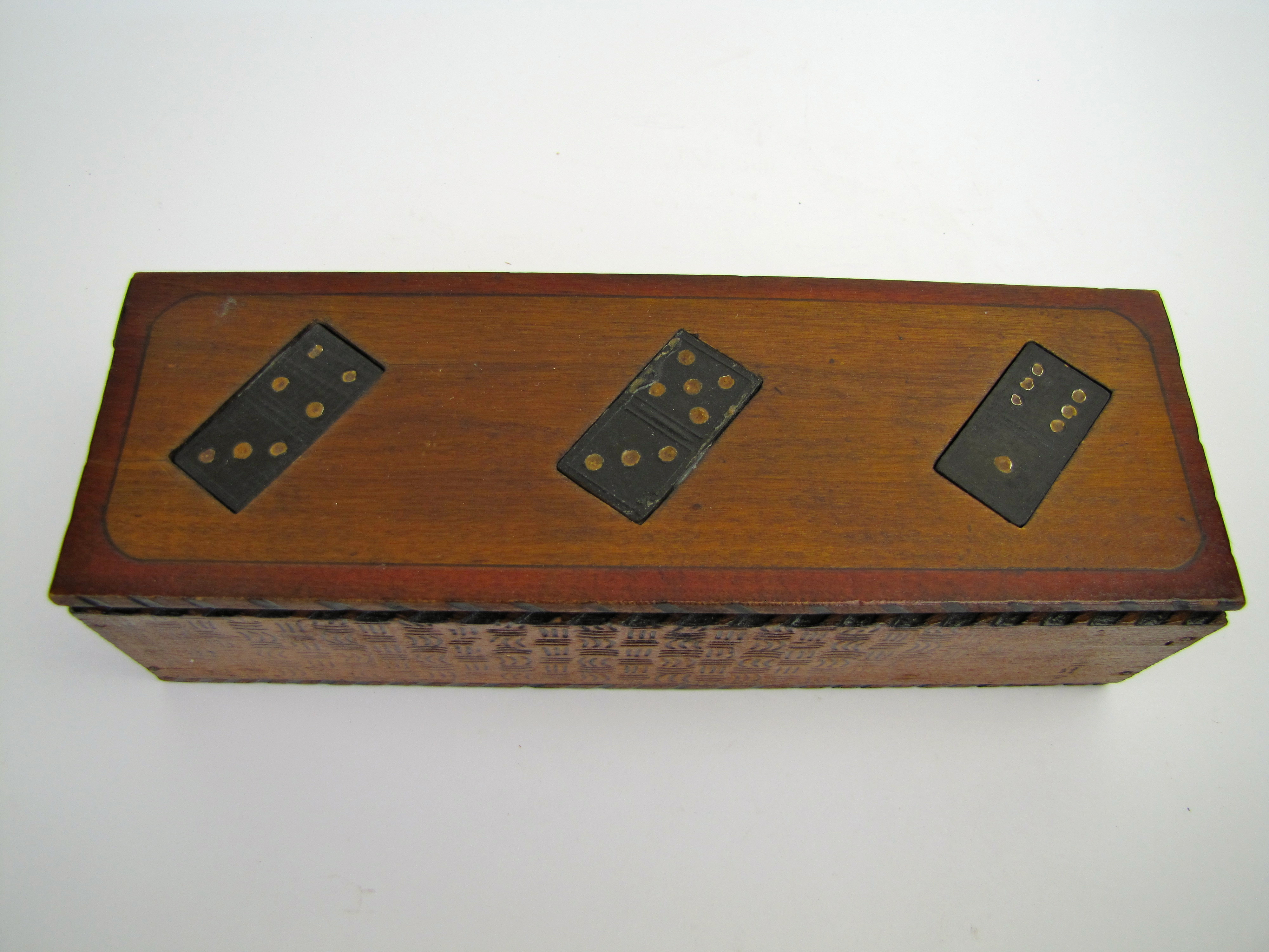 Art Deco Statue Of Liberty Wooden Dominoes Box Set