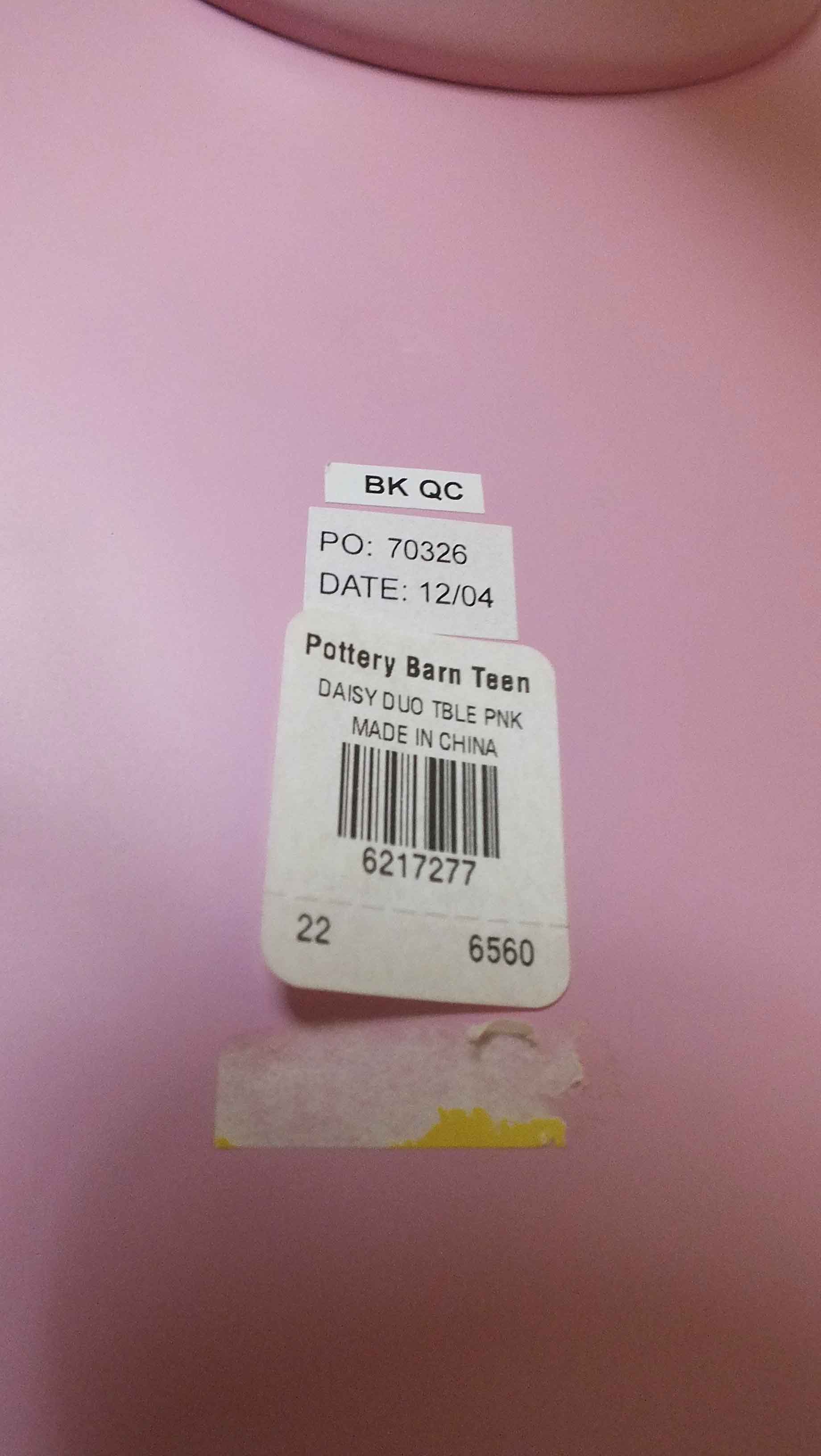 Pottery Barn Teen Pie Crust Table