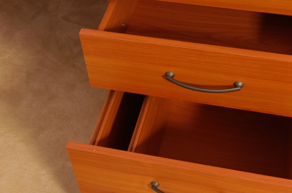 Contemporary Office Desk with Rolling Drawer Unit