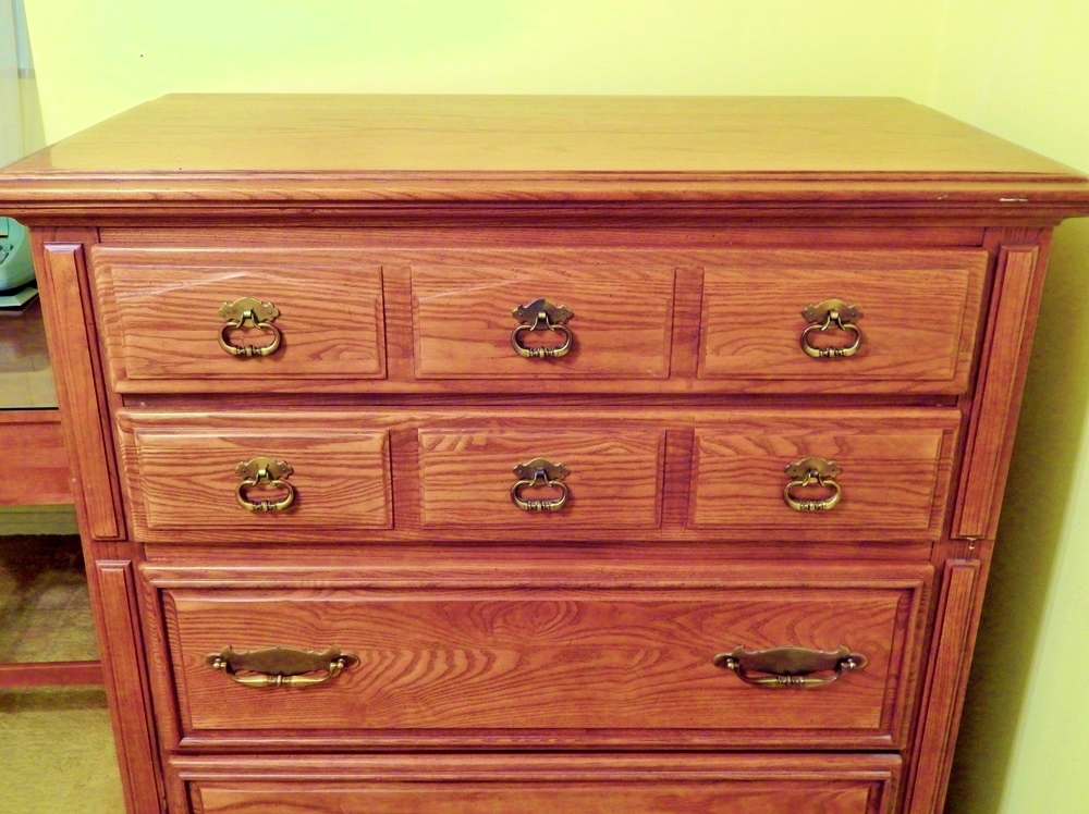 Link-Taylor Chest of Drawers