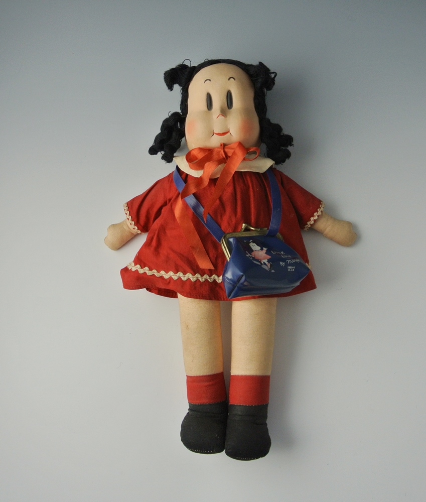 Vintage 1944 Little Lulu Doll with Purse