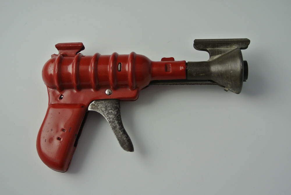 1936 Wyandotte Toys Ray Gun / 33 Repeater