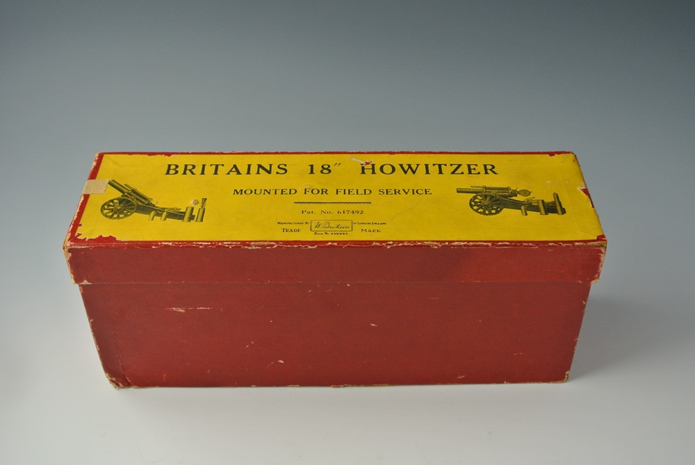 Britains 18" Firing Howitzer Mounted for Field Service 